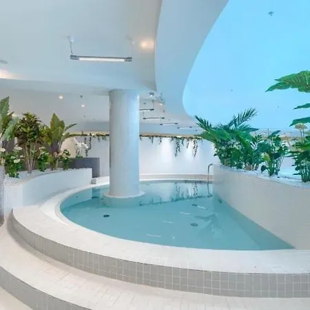 Apartment Hanza Tower Gold - 26 With Bathtub High Floor & Jacusi & Pool & Sauna Stettin